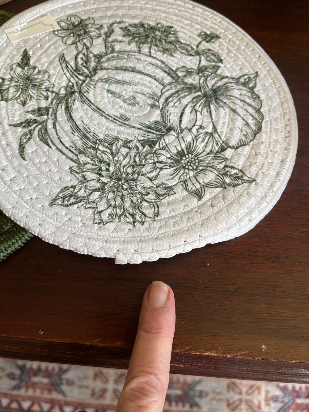 Holly Williams New Fall Oven Mitt and Trivet Set - Picture 8 of 16